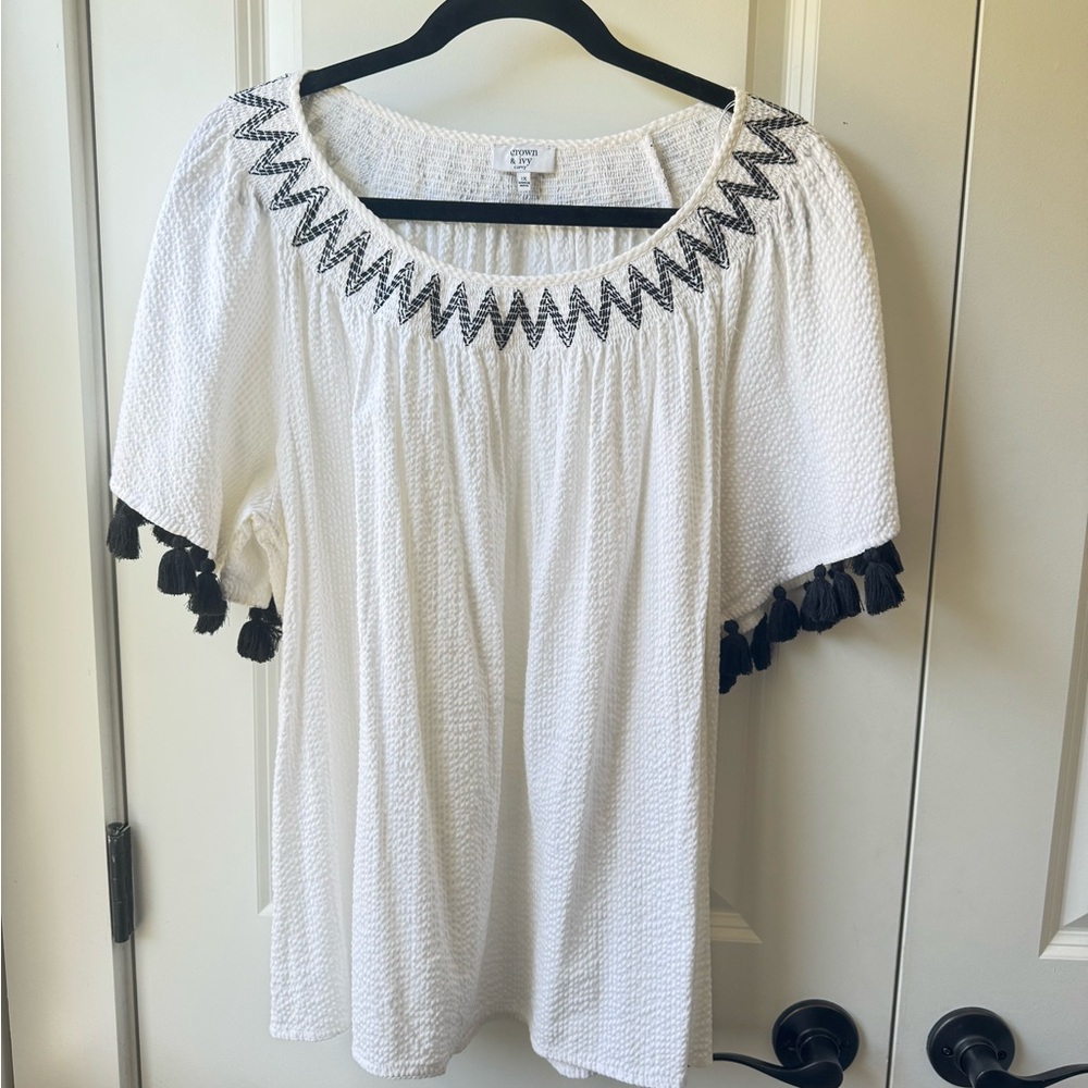 Crown & Ivy White Embroidered Top with Black Accents